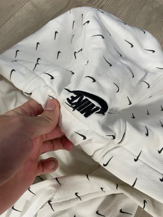 Sudadera Nike Blanca con Logo