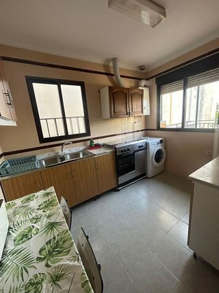 Edificio en venta en Barrio de Zaidín en Granada