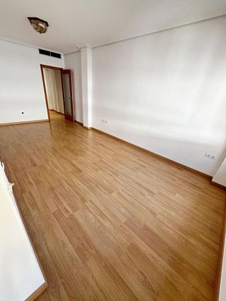 Piso en alquiler en Huerta de la Reina - Trassierra en Córdoba