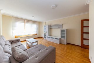Piso en venta en Natahoyo en Gijón
