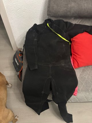 Traje de neopreno negro
