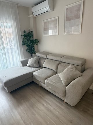 Sofá chaiselongue tela beige/gris con canape