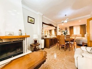 Casa adosada en venta en Polígonos - Recinto Ferial Cortijo de Torres en Málaga