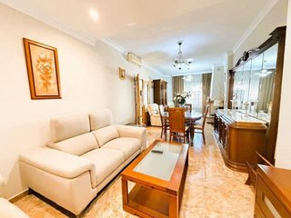 Casa adosada en venta en Polígonos - Recinto Ferial Cortijo de Torres en Málaga