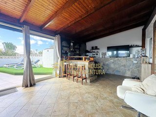Chalet en venta en Parque Holandés en Oliva (La)