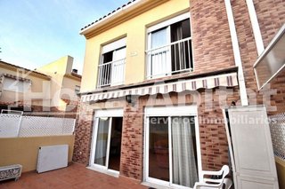 Casa adosada en venta en Zona Playa en Burriana