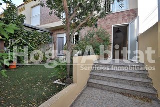 Casa adosada en venta en Zona Playa en Burriana