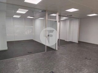 Oficina en alquiler en Zona Industrial en Prat de Llobregat, El
