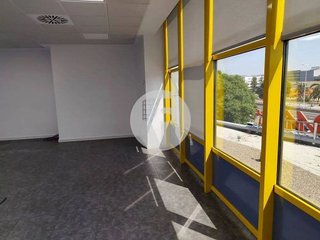 Oficina en alquiler en Zona Industrial en Prat de Llobregat, El