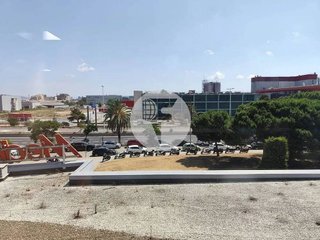 Oficina en alquiler en Zona Industrial en Prat de Llobregat, El