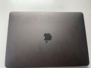 MacBook Pro 2020 350GB Plata