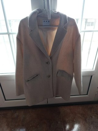 Abrigo Zara Beige Talla M