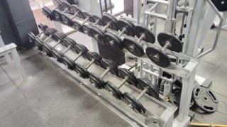 Soporte y Mancuernas Gimnasio