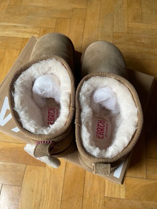 Botines Ulanka ante forro pelo tipo ugg