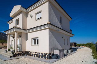 Casa en venta en Pinós