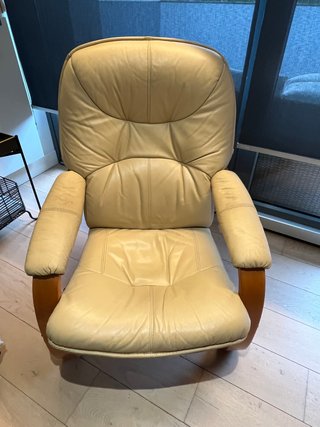 Butaca de Salón en Piel Beige