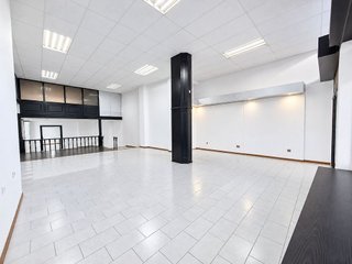 Local comercial en alquiler en Centro en Torrelavega