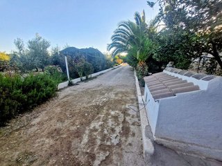 Terreno en venta en Renfe - Bulevar 1º y 2º Fase en Jaén