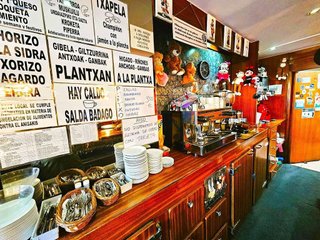 Bar en venta en San Juan en Pamplona
