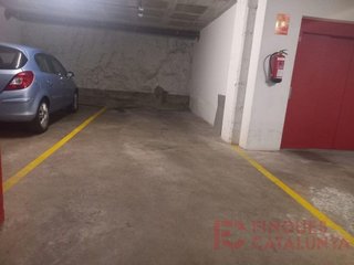 Garaje en venta en Eixample Nord – La Devesa en Girona