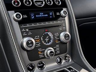 Aston Martin Virage 6.0 Coupé NACIONAL