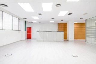 Oficina en alquiler en Zona Industrial en Prat de Llobregat, El