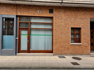 Local comercial en alquiler en Centro en Torrelavega