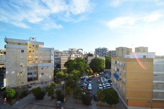 Piso en alquiler en Ctra. de Carmona-Miraflores en Sevilla