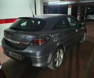 Opel Astra GTC 1.7 CDTI