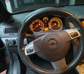 Opel Astra GTC 1.7 CDTI