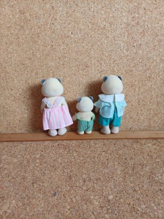 Família Sylvanian Vintage Pandas.