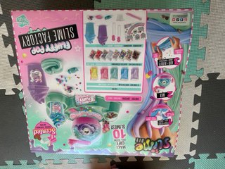 Slime Factory Fluffy Pop de Canal Toys