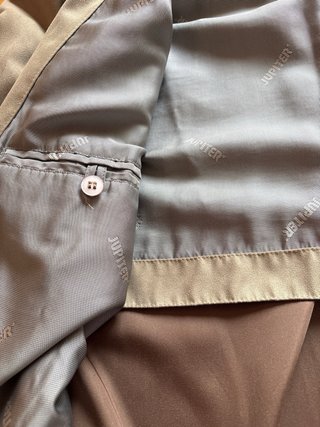 Chaqueta Beige Talla 54 con Etiquetas