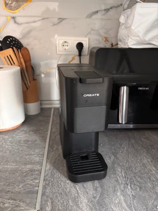 Cafetera CREATE negra