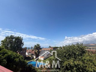 Casa adosada en alquiler en La Pineda en Castelldefels