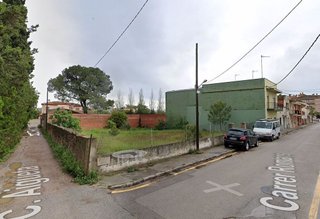 Terreno en venta en L'Eixample en Figueres