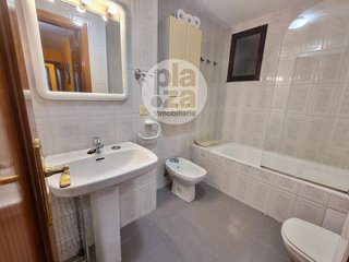 Piso en alquiler en Hospital - G3 - G2 en Burgos