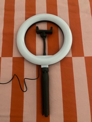 Trípode con Aro de Luz y Soporte Móvil