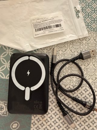 Phone Batería 10000mAh & 2 Cables USB USB-C As New