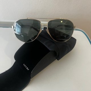 Gafas de sol Prada SPR670