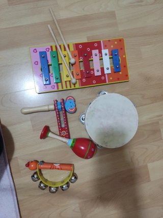 Instrumentos musicales infantiles madera