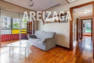 Piso en venta en Miracruz - Bidebieta en San Sebastián-Donostia