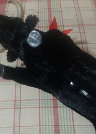 Figura Toro Pelo con Pilas