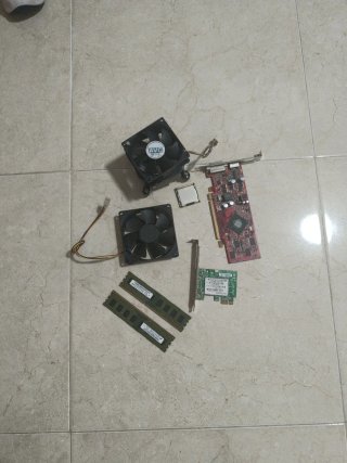 Piezas PC: Ventilador, CPU, RAM, Tarjeta Gráfica