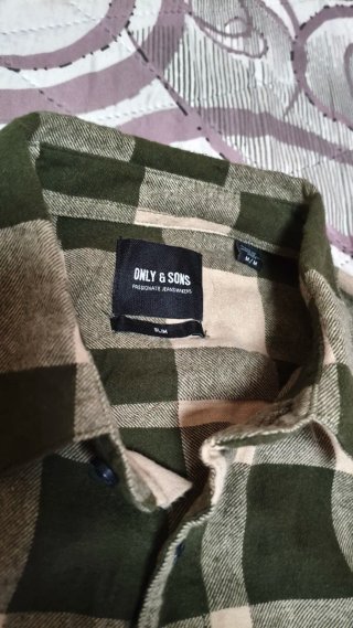 Camisa Cuadros y Pantalón Only & Sons y Sfera