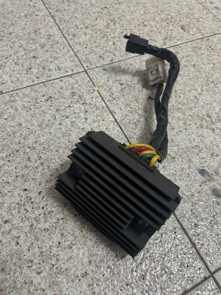Centralita Aprilia Shiver 750 2008 (Limitada)
