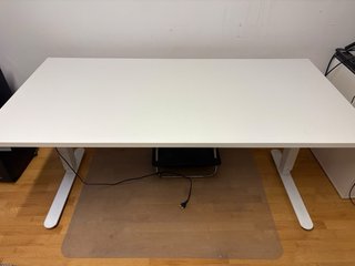 Escritorio gamer Elevable Motorizado XL Blanco