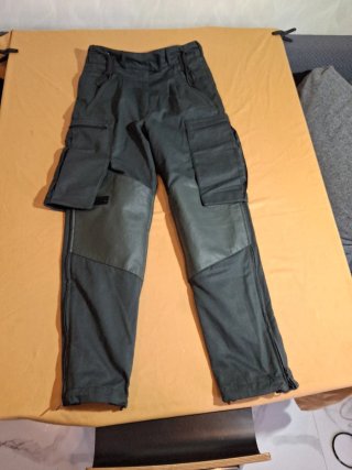 Pantalón técnico Talla L 38/40