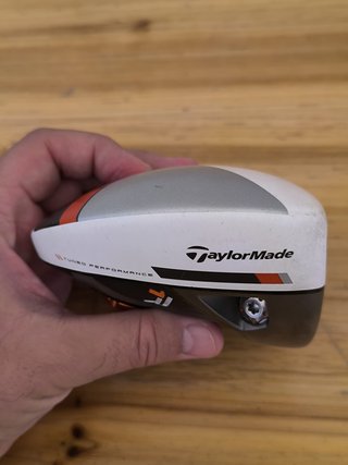 Cabeza Driver TaylorMade R1 ( De 8º a 12º) + Funda