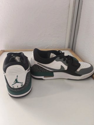 Zapatillas Nike Dunk Low Azul y Blanco  75€ los 3